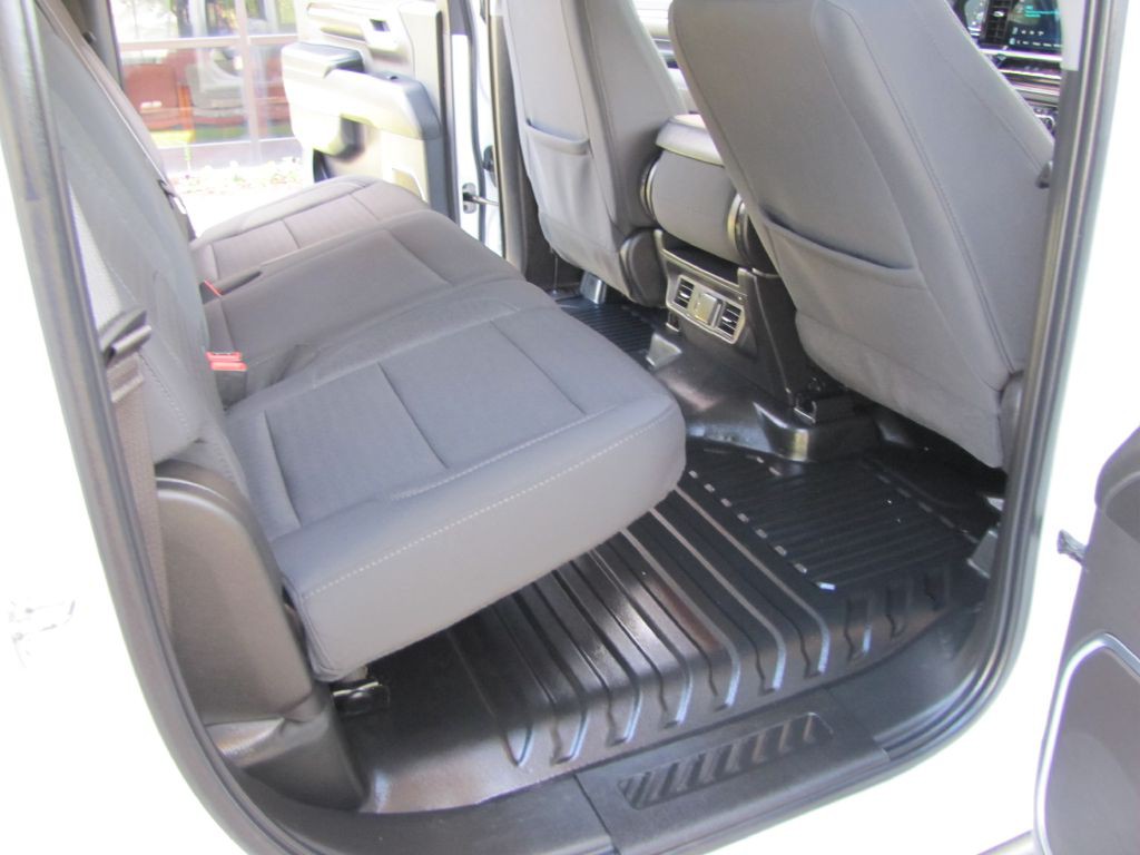 2024 Chevrolet Silverado 1500 Image 20