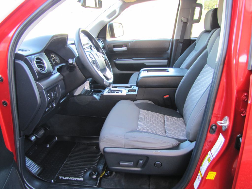 2019 Toyota Tundra Image 12