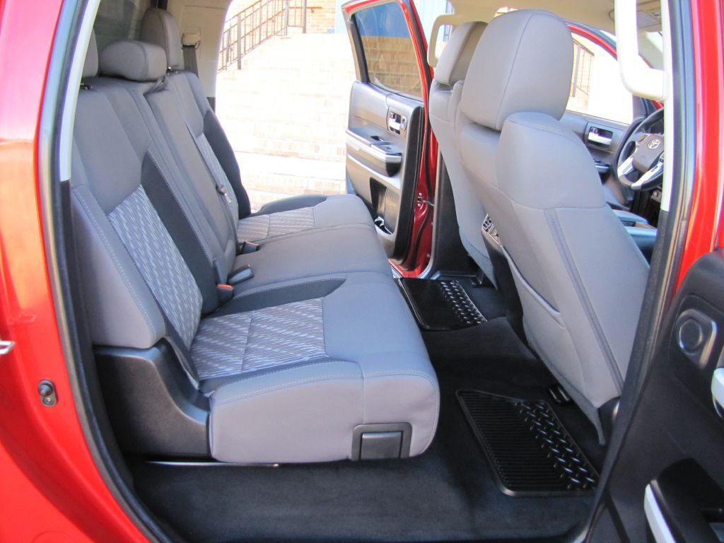 2019 Toyota Tundra Image 19