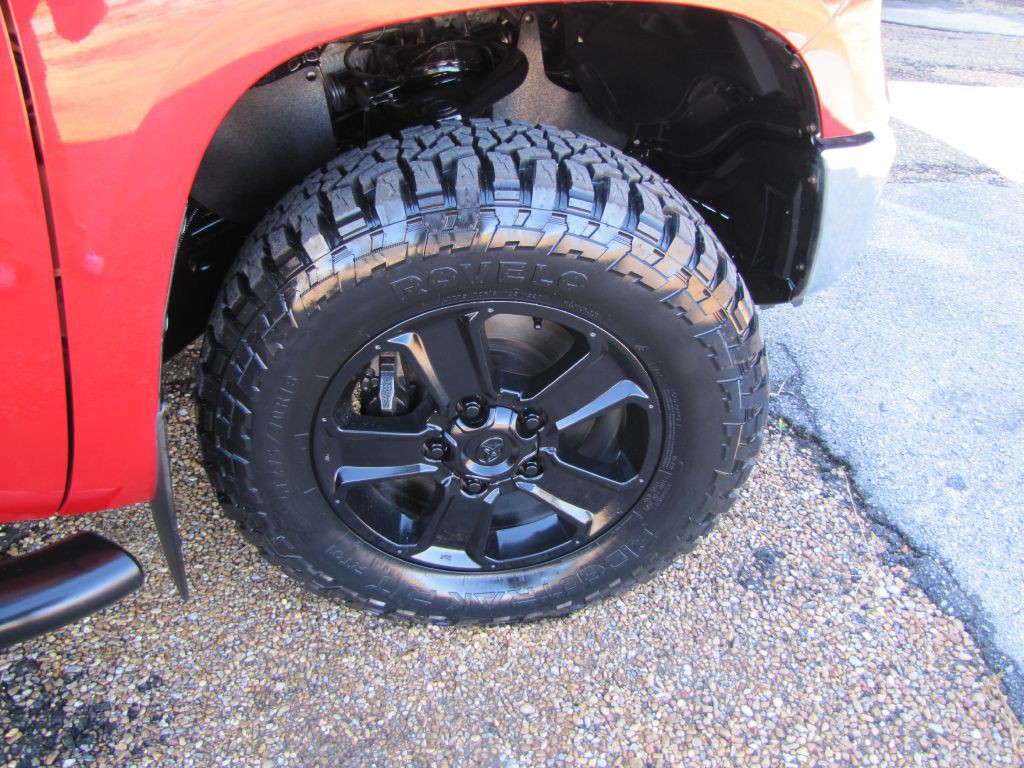 2019 Toyota Tundra Image 24