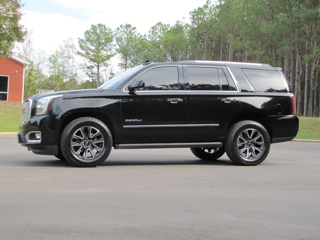2017 GMC Yukon Image 3