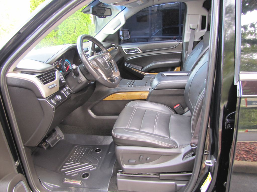 2017 GMC Yukon Image 12