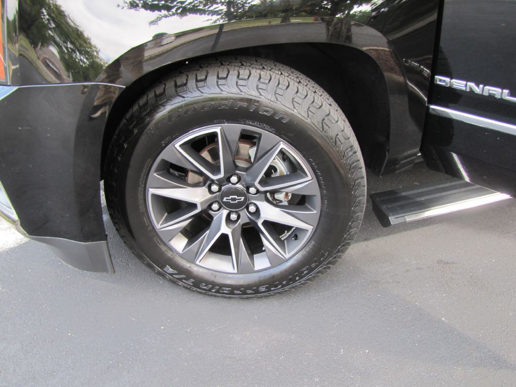 2017 GMC Yukon Image 33