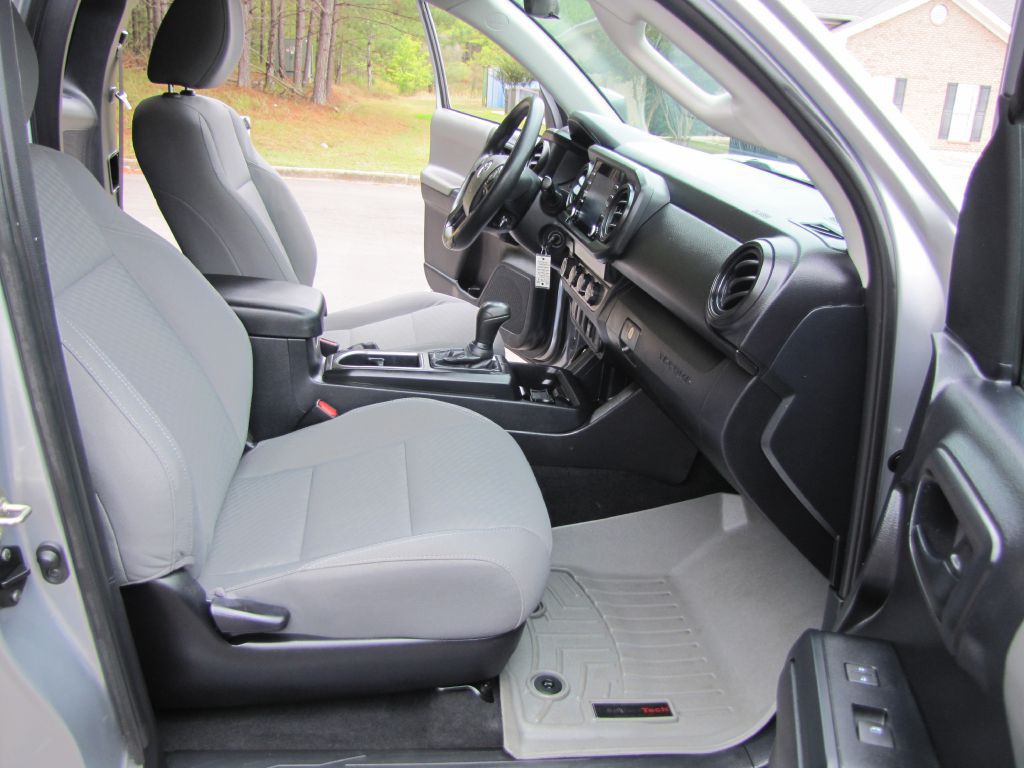 2020 Toyota Tacoma Image 13