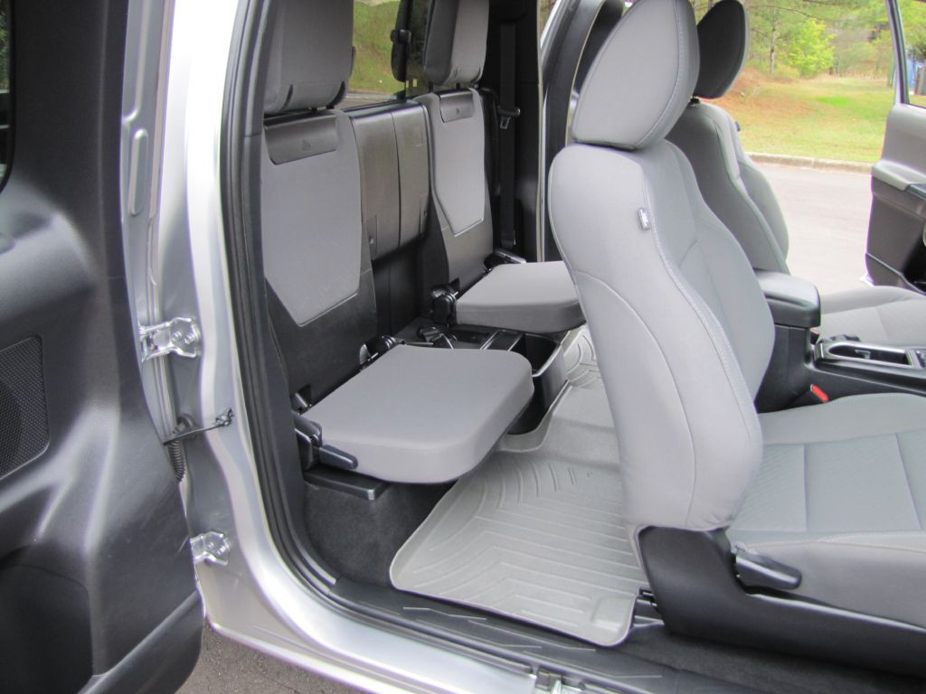 2020 Toyota Tacoma Image 17