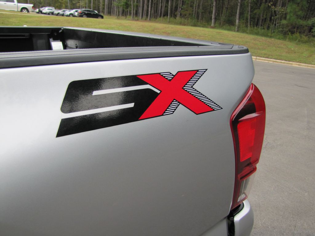 2020 Toyota Tacoma Image 26