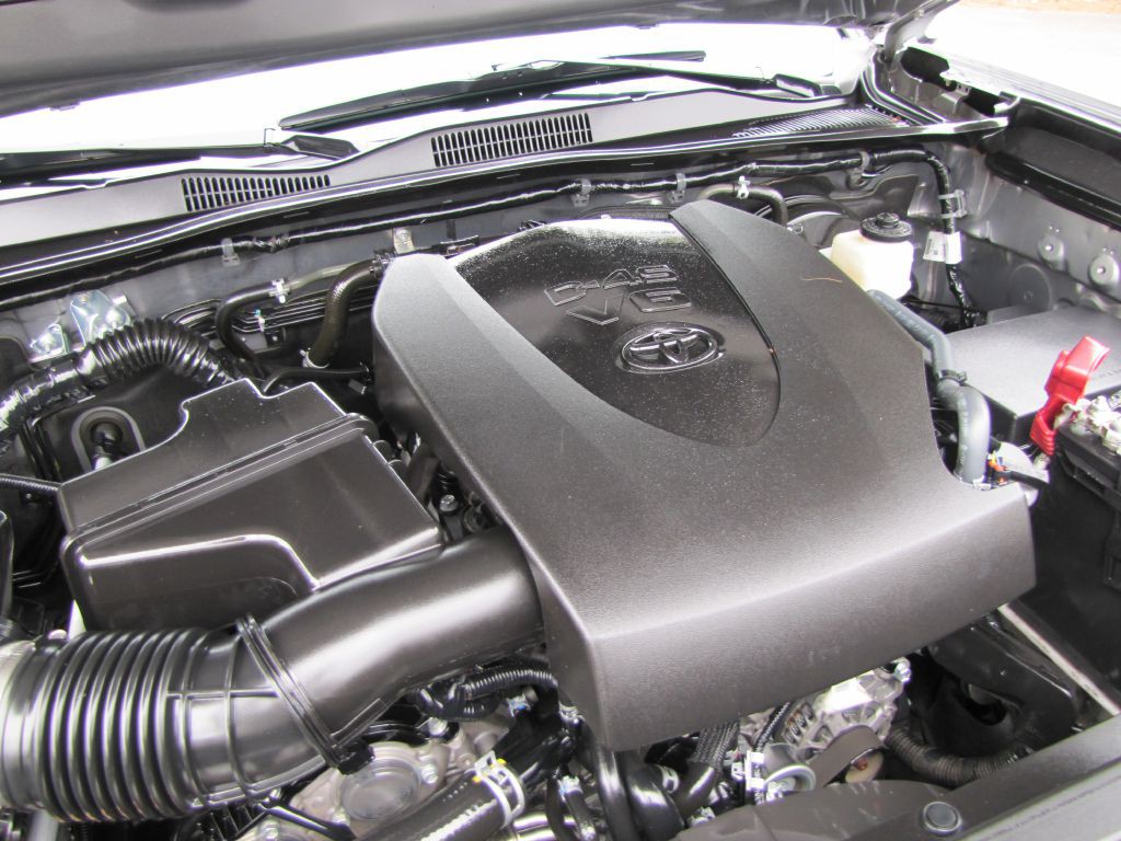 2020 Toyota Tacoma Image 33