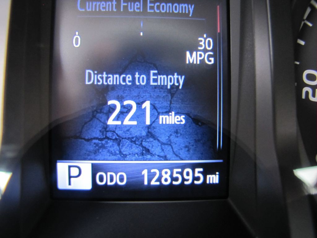 2020 Toyota Tacoma Image 34