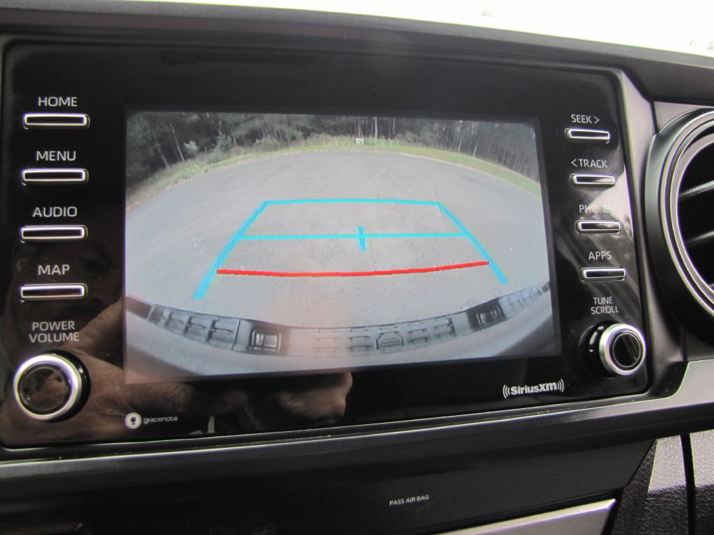 2020 Toyota Tacoma Image 39