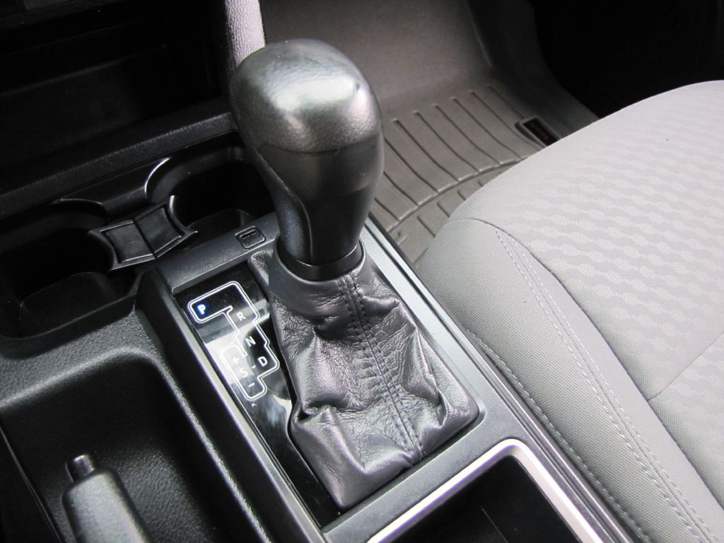 2020 Toyota Tacoma Image 40