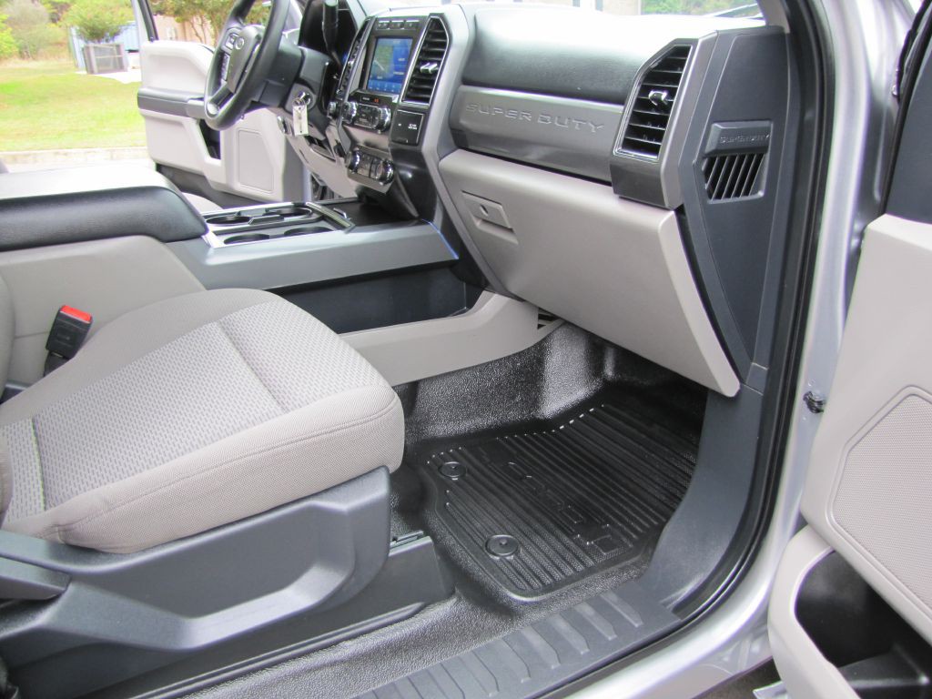 2022 Ford F-350 Image 21
