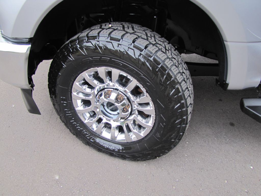 2022 Ford F-350 Image 35