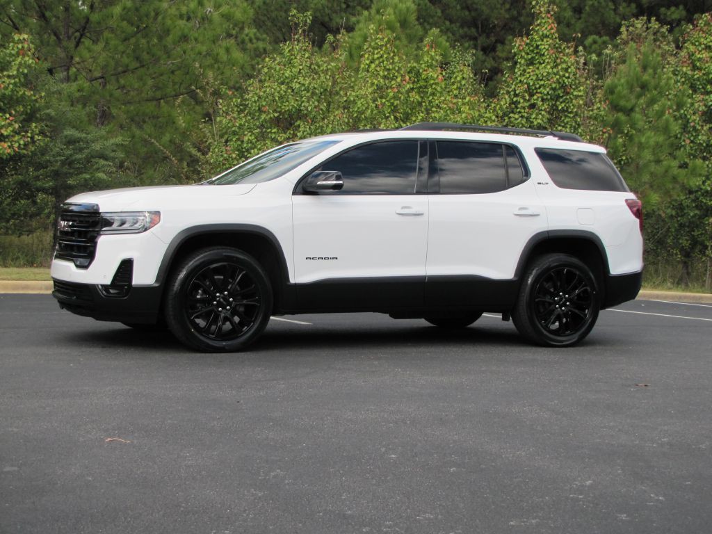 2022 GMC Acadia Image 3