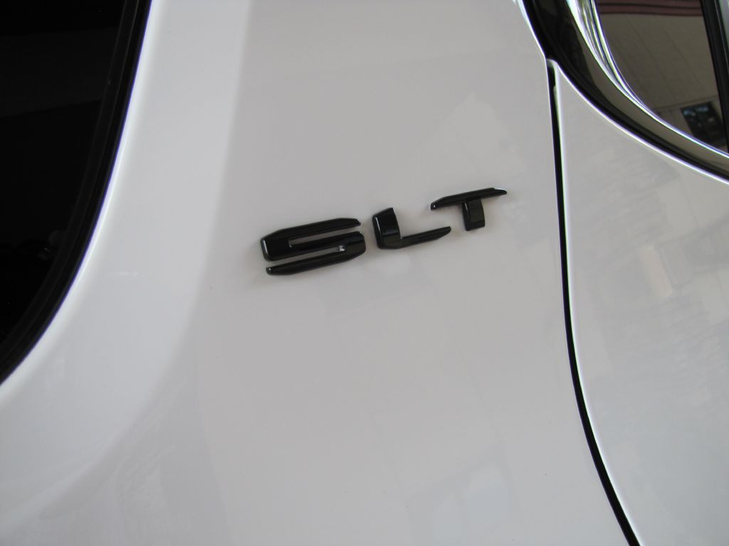 2022 GMC Acadia Image 30