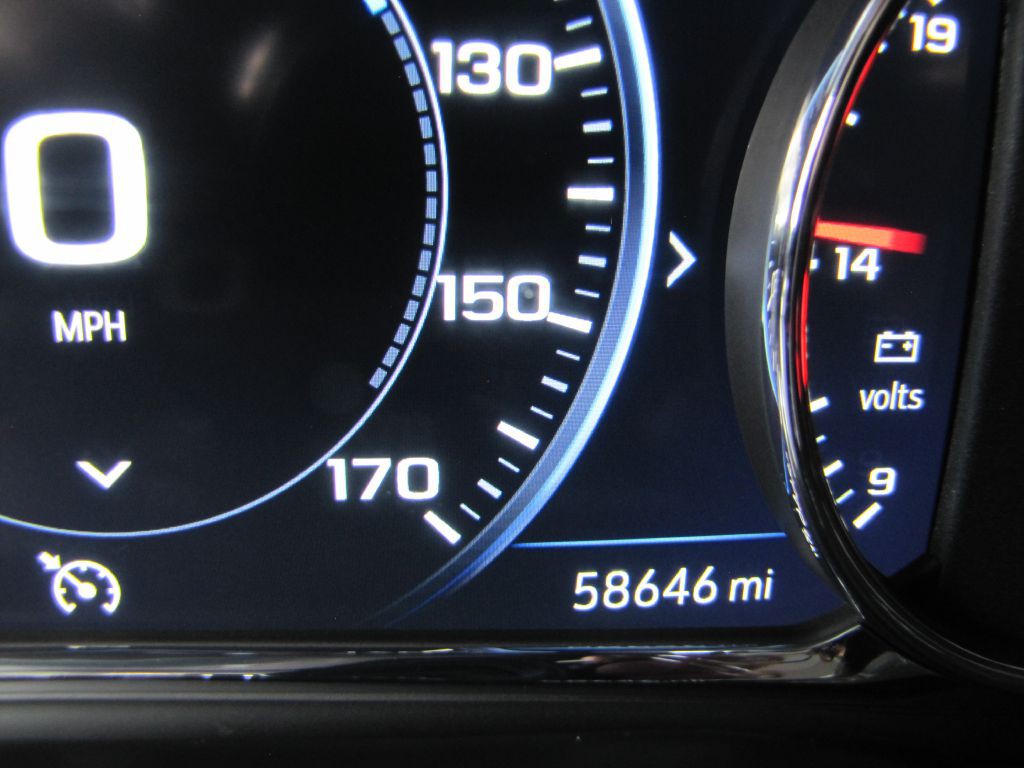 2022 GMC Acadia Image 36