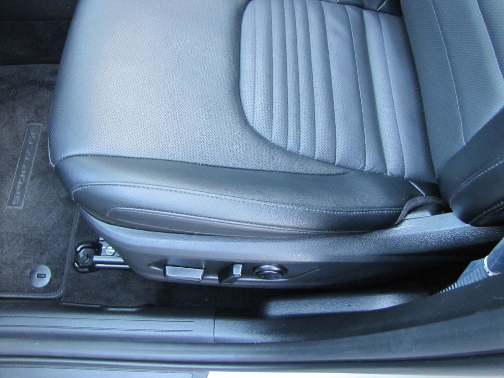 2025 Kia Sportage Image 16