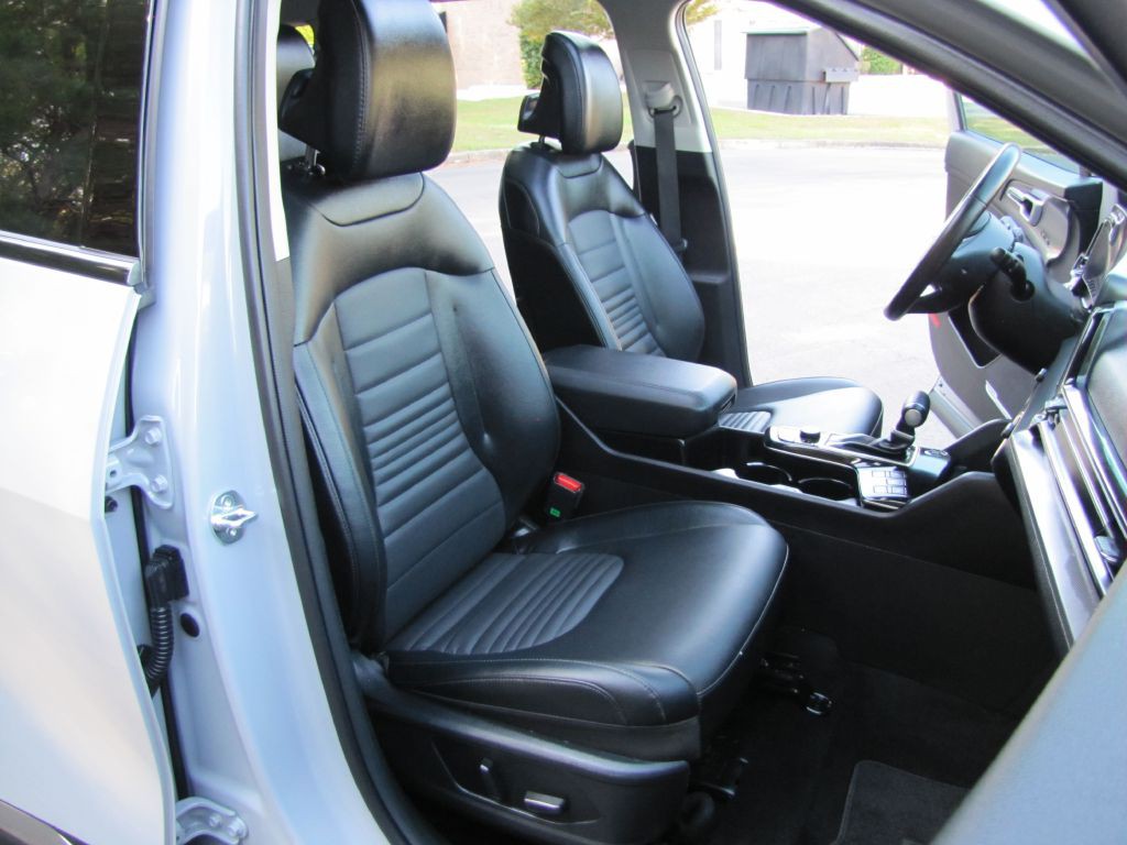 2025 Kia Sportage Image 25