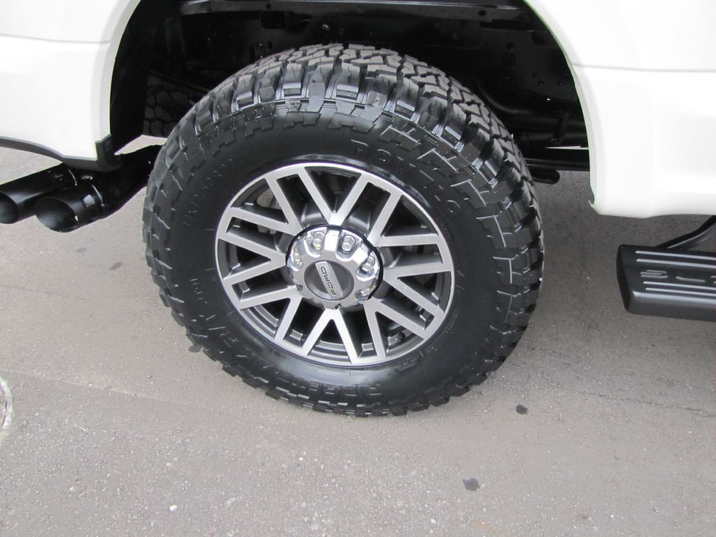 2018 Ford F-250 Image 29