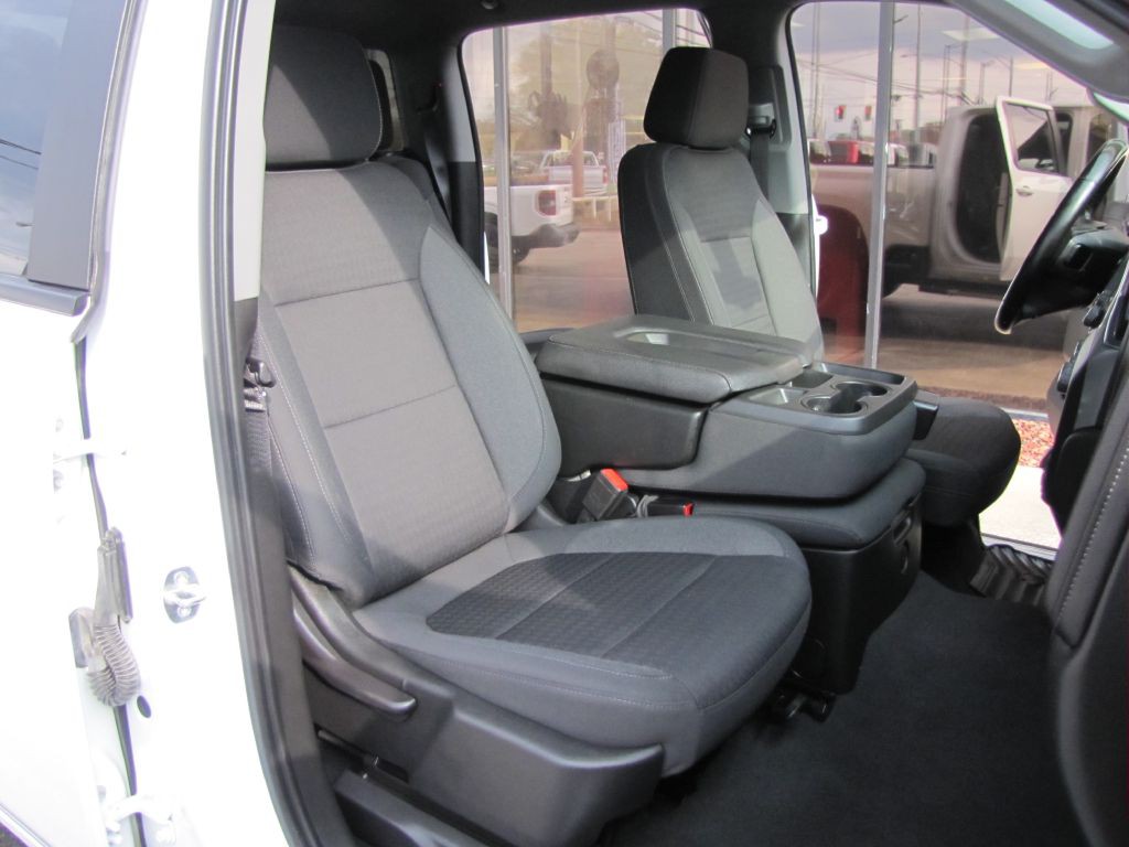 2023 Chevrolet Silverado 1500 Image 19