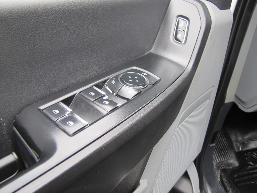 2023 Ford F-350 Image 38