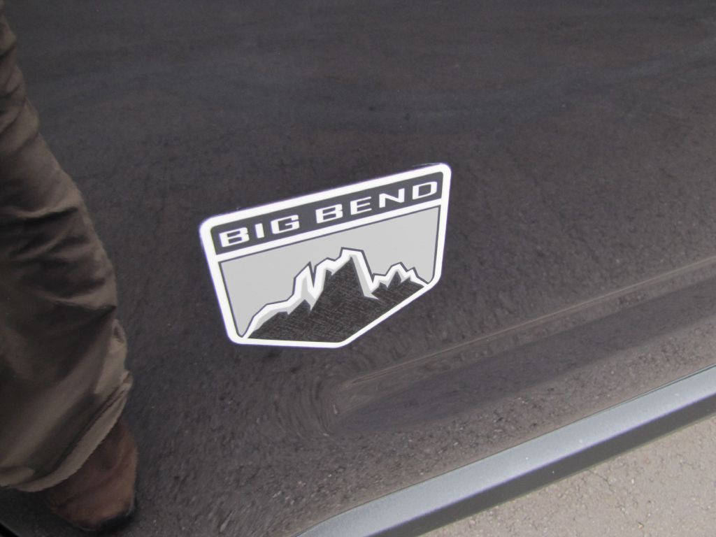 2021 Ford Bronco Image 28