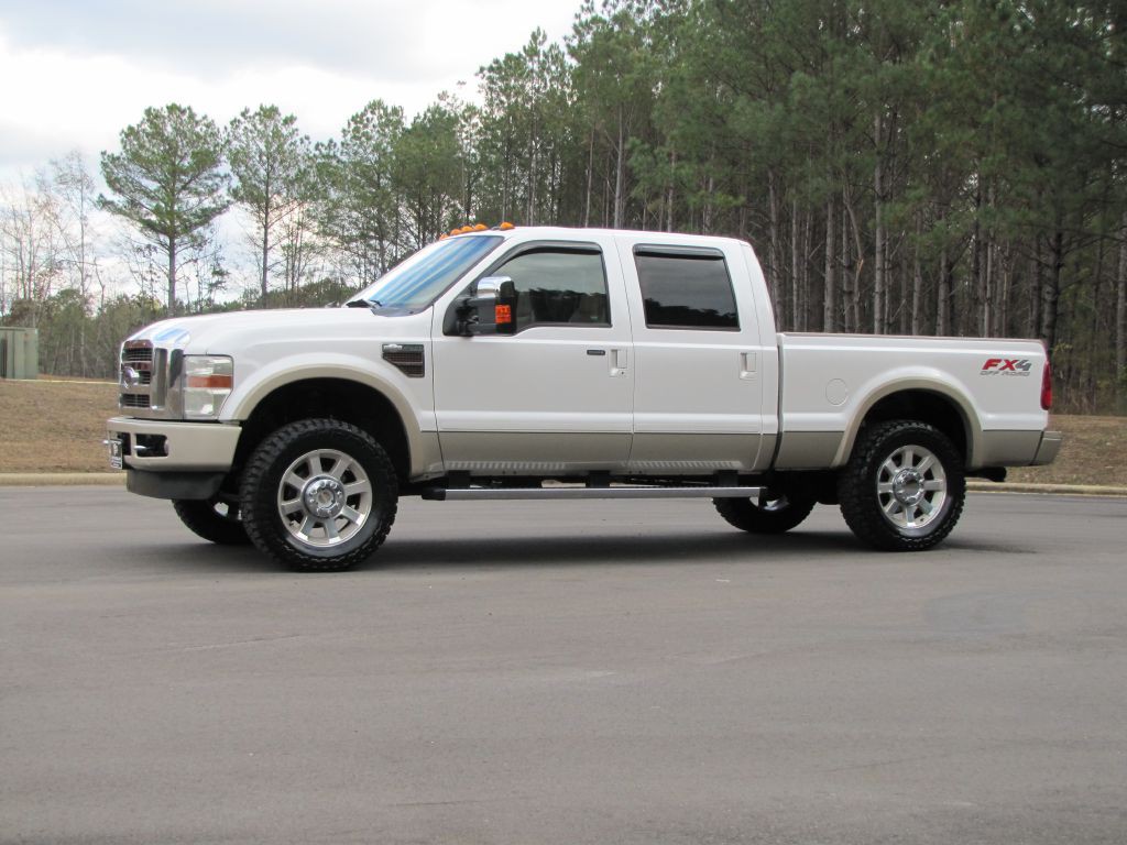 2010 Ford F-250 Image 5