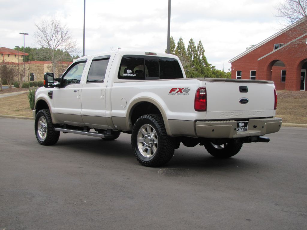 2010 Ford F-250 Image 8