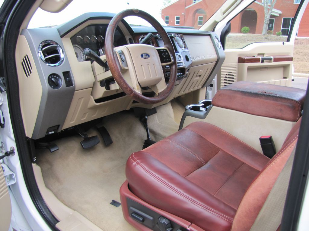 2010 Ford F-250 Image 14