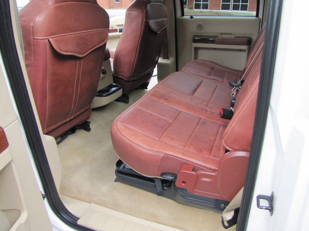 2010 Ford F-250 Image 17