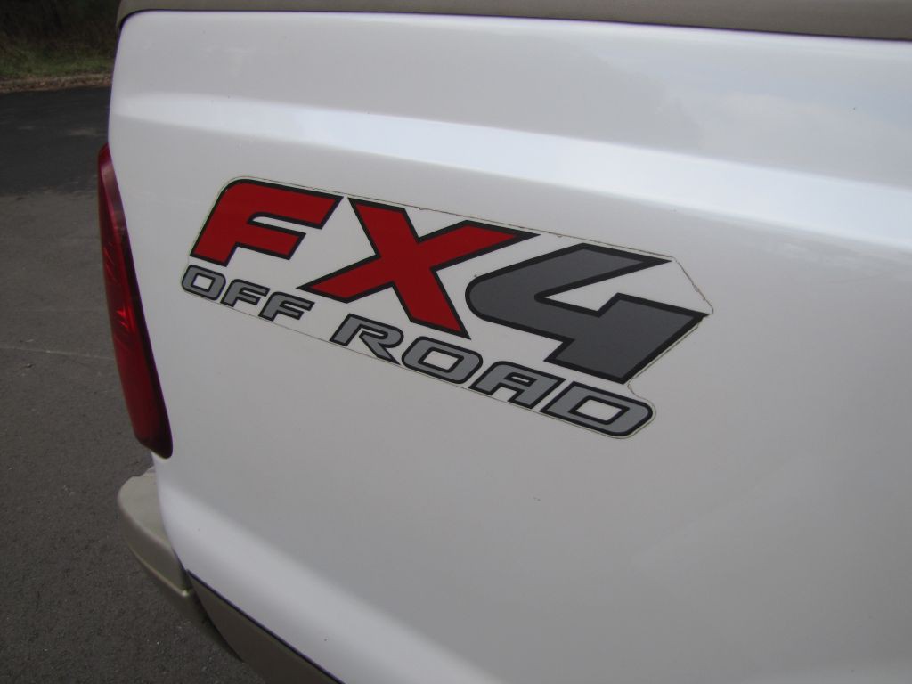 2010 Ford F-250 Image 29