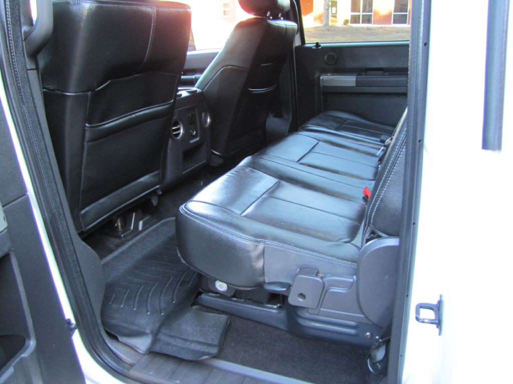 2015 Ford F-250 Image 18