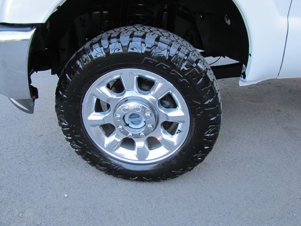 2015 Ford F-250 Image 24