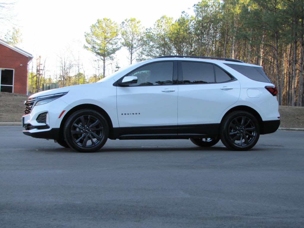 2024 Chevrolet Equinox Image 3