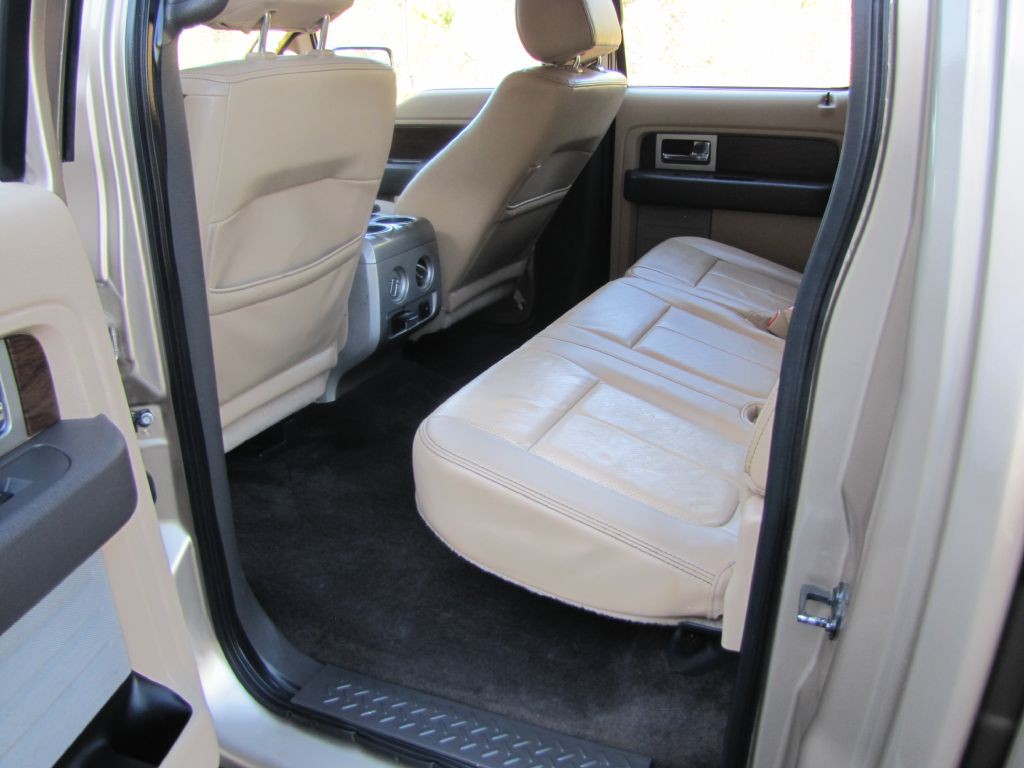 2014 Ford F-150 Image 18