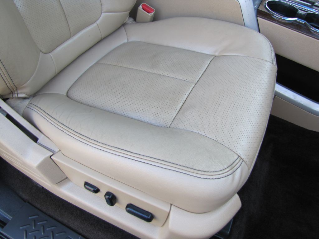 2014 Ford F-150 Image 24