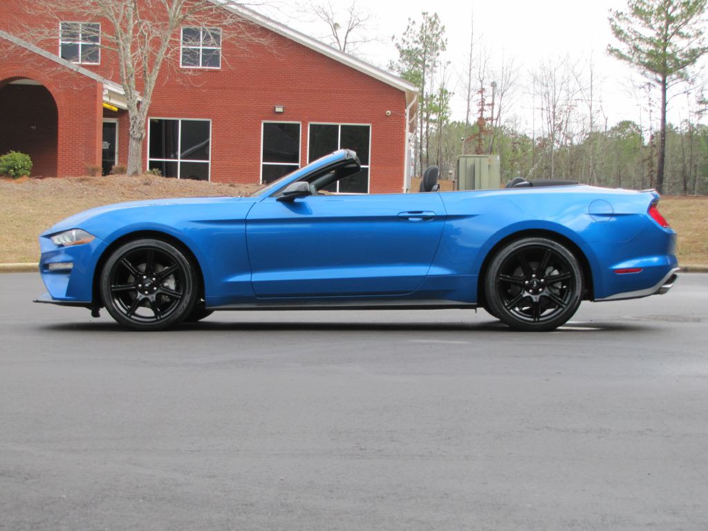 2020 Ford Mustang Image 7