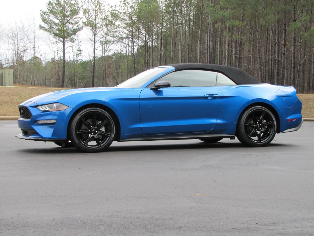 2020 Ford Mustang Image 10