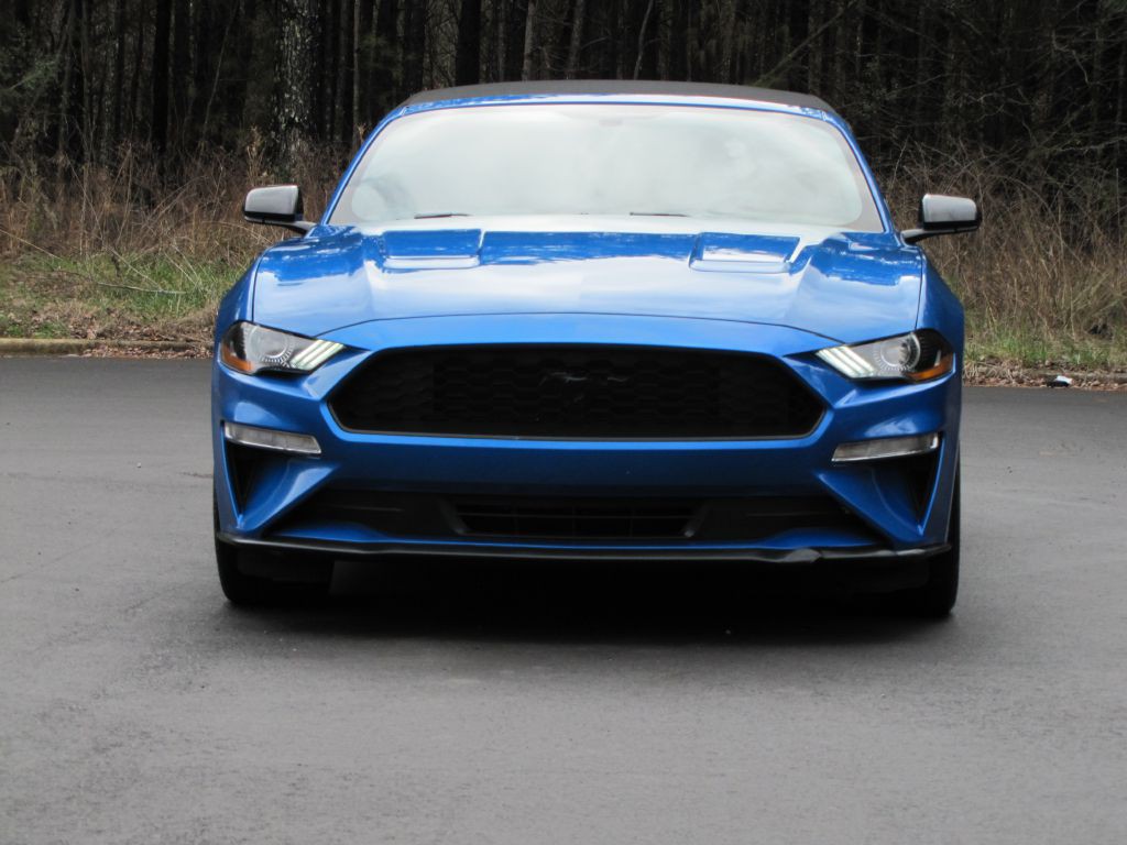 2020 Ford Mustang Image 12