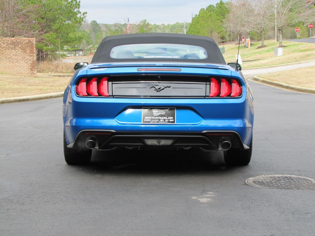 2020 Ford Mustang Image 16