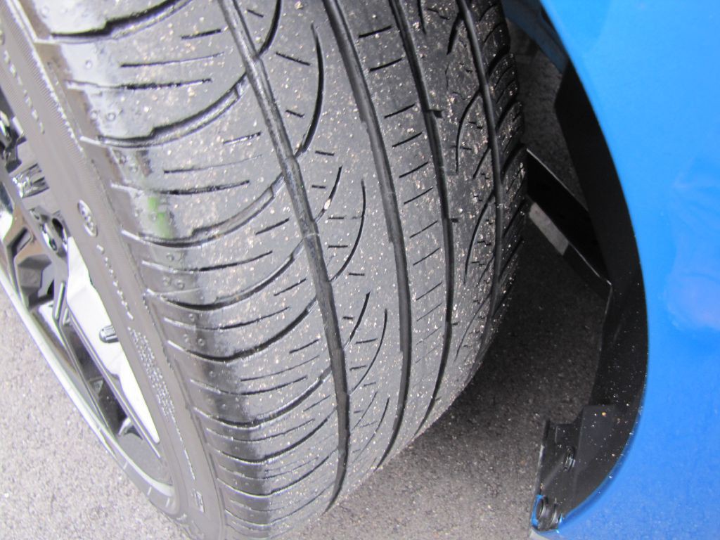 2020 Ford Mustang Image 34