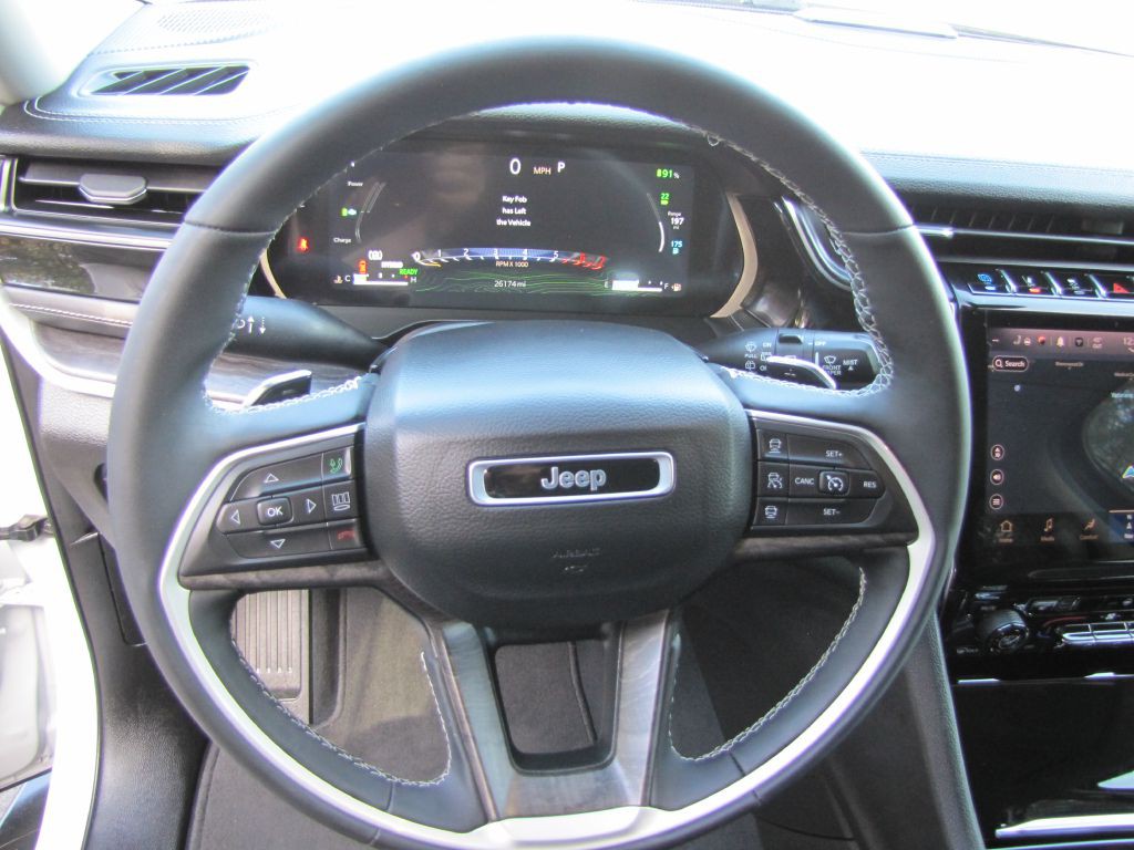 2023 Jeep Grand Cherokee Image 40