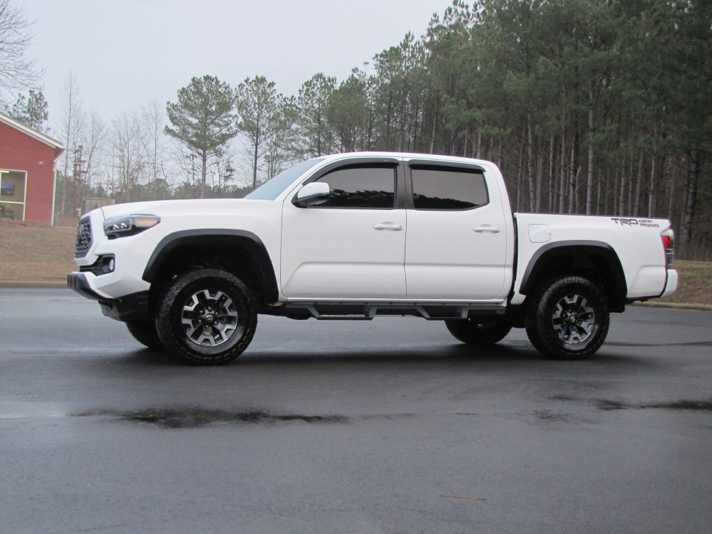 2020 Toyota Tacoma Image 3