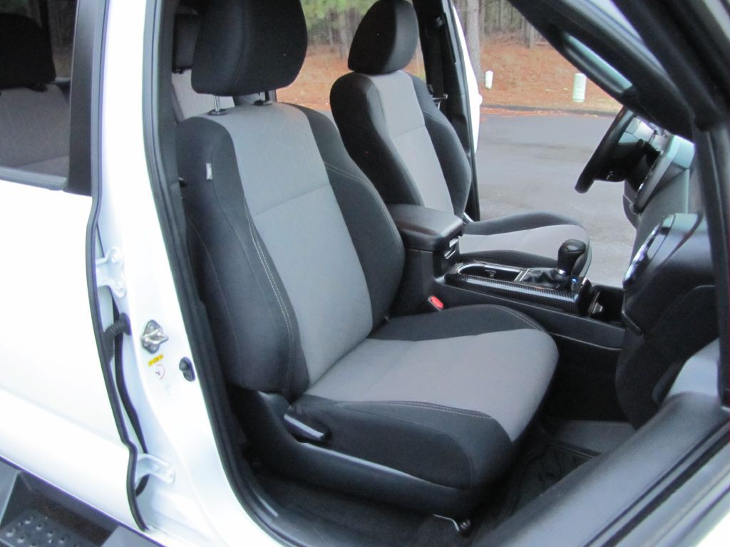 2020 Toyota Tacoma Image 23