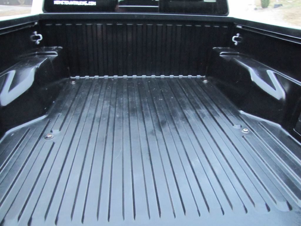 2020 Toyota Tacoma Image 30