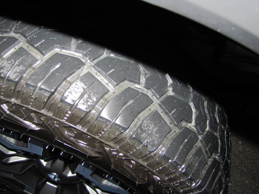 2020 Toyota Tacoma Image 34