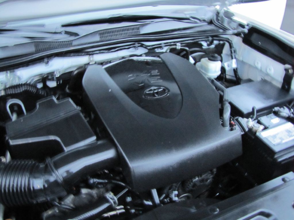 2020 Toyota Tacoma Image 37