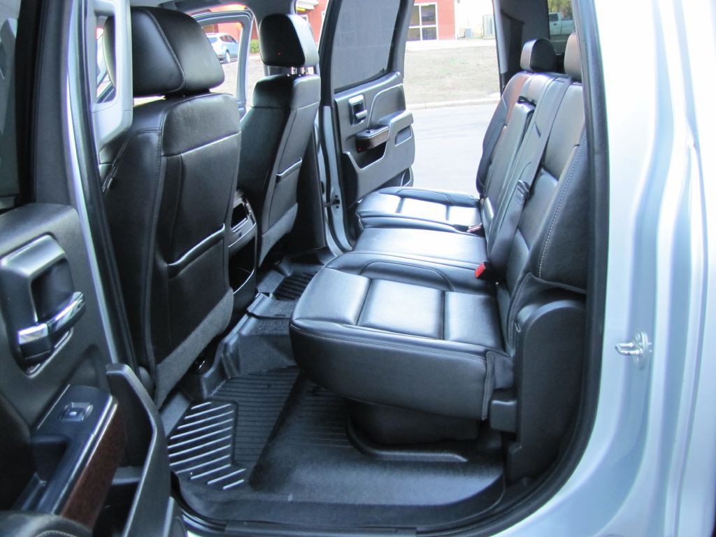 2016 GMC Sierra Image 18