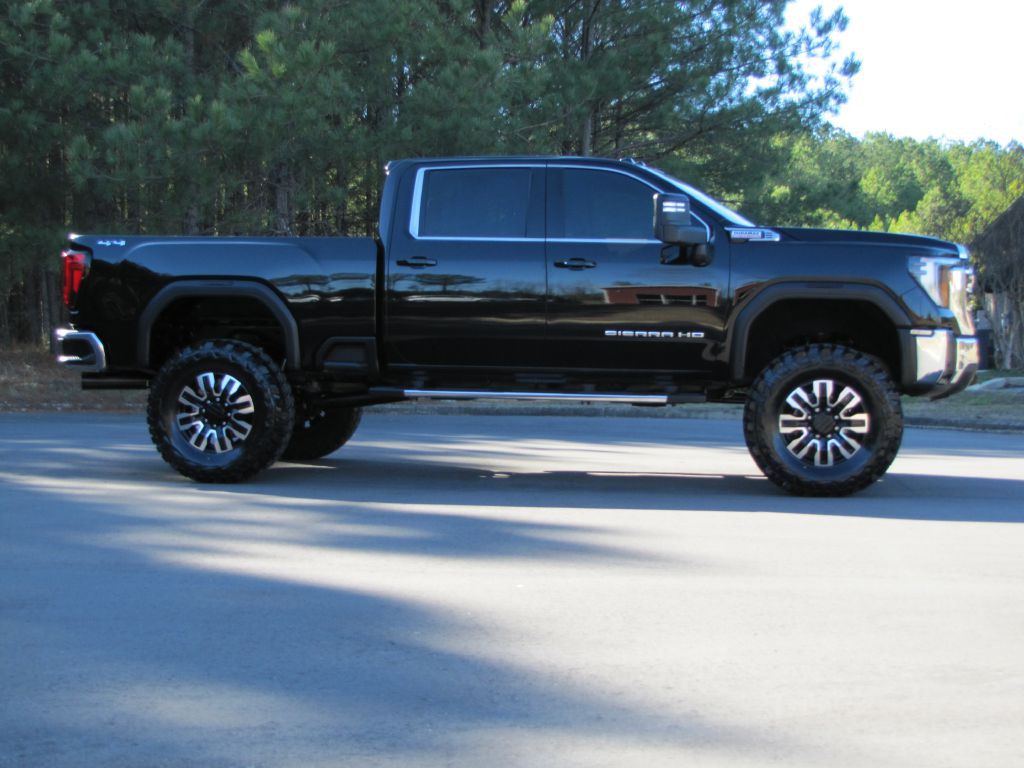 2024 GMC Sierra Image 4