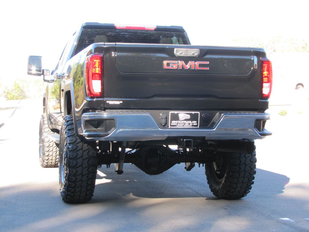 2024 GMC Sierra Image 11