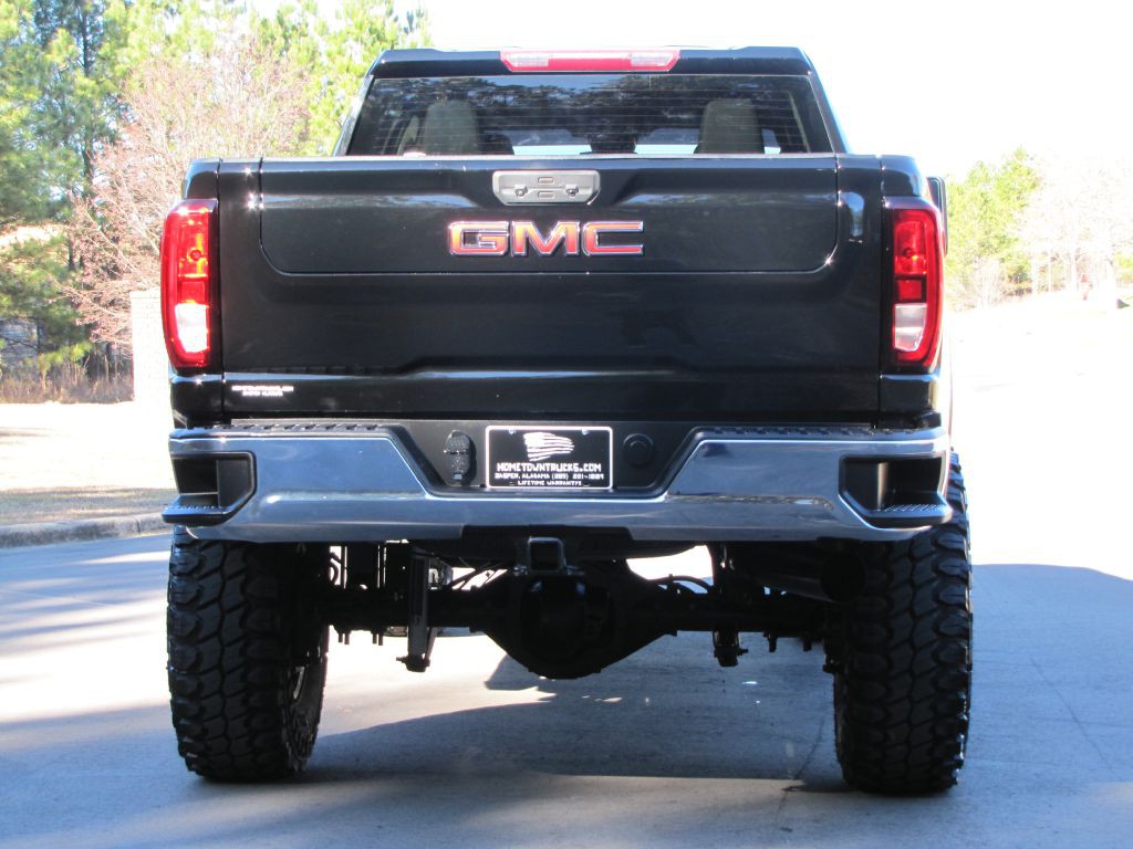 2024 GMC Sierra Image 12